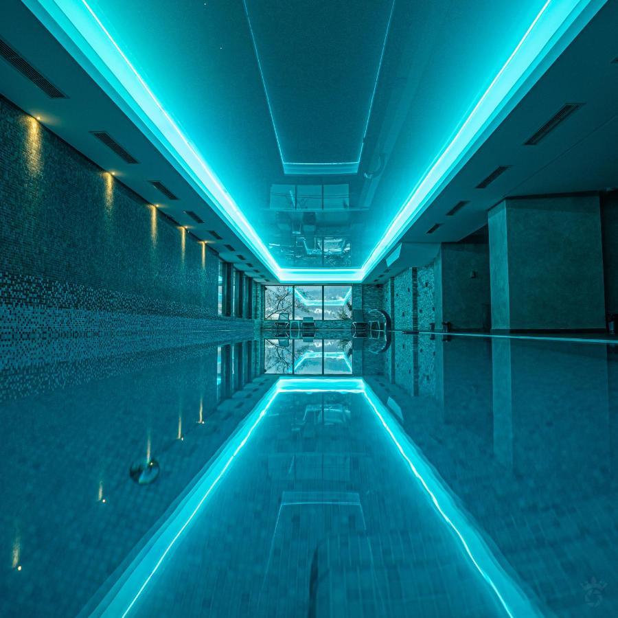 Grand Hotel Belvedere Brasov Bagian luar foto
