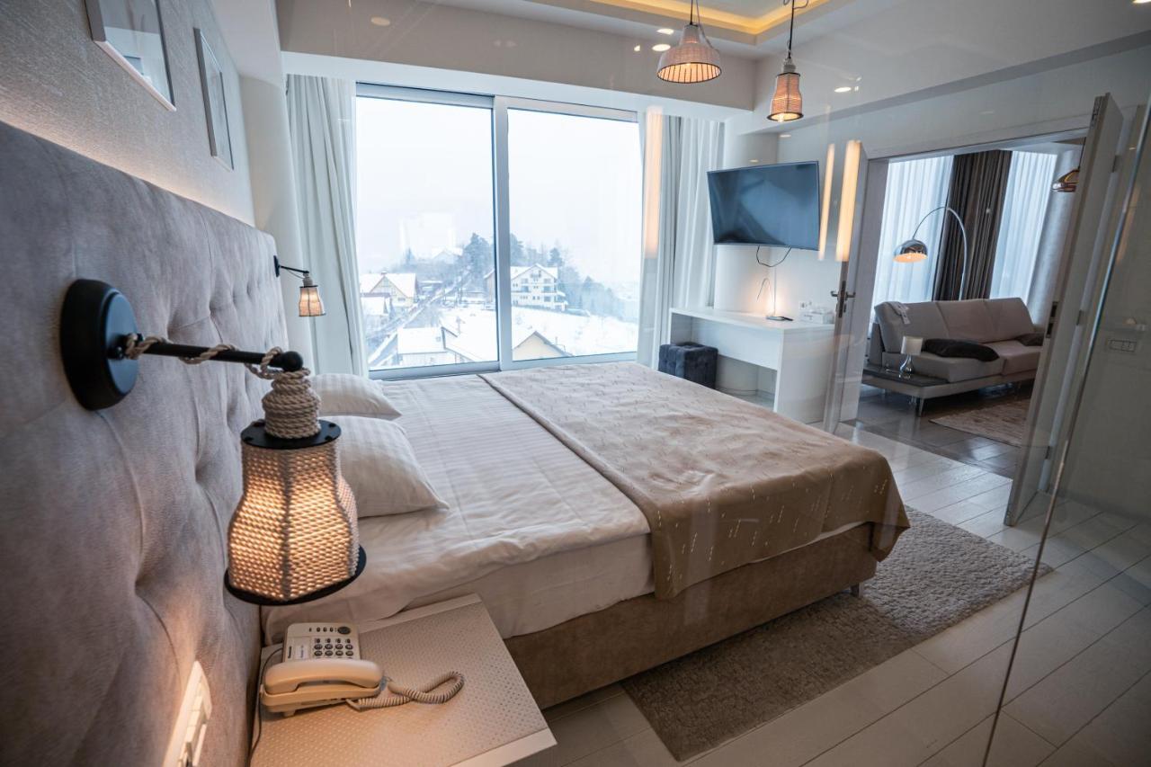 Grand Hotel Belvedere Brasov Bagian luar foto