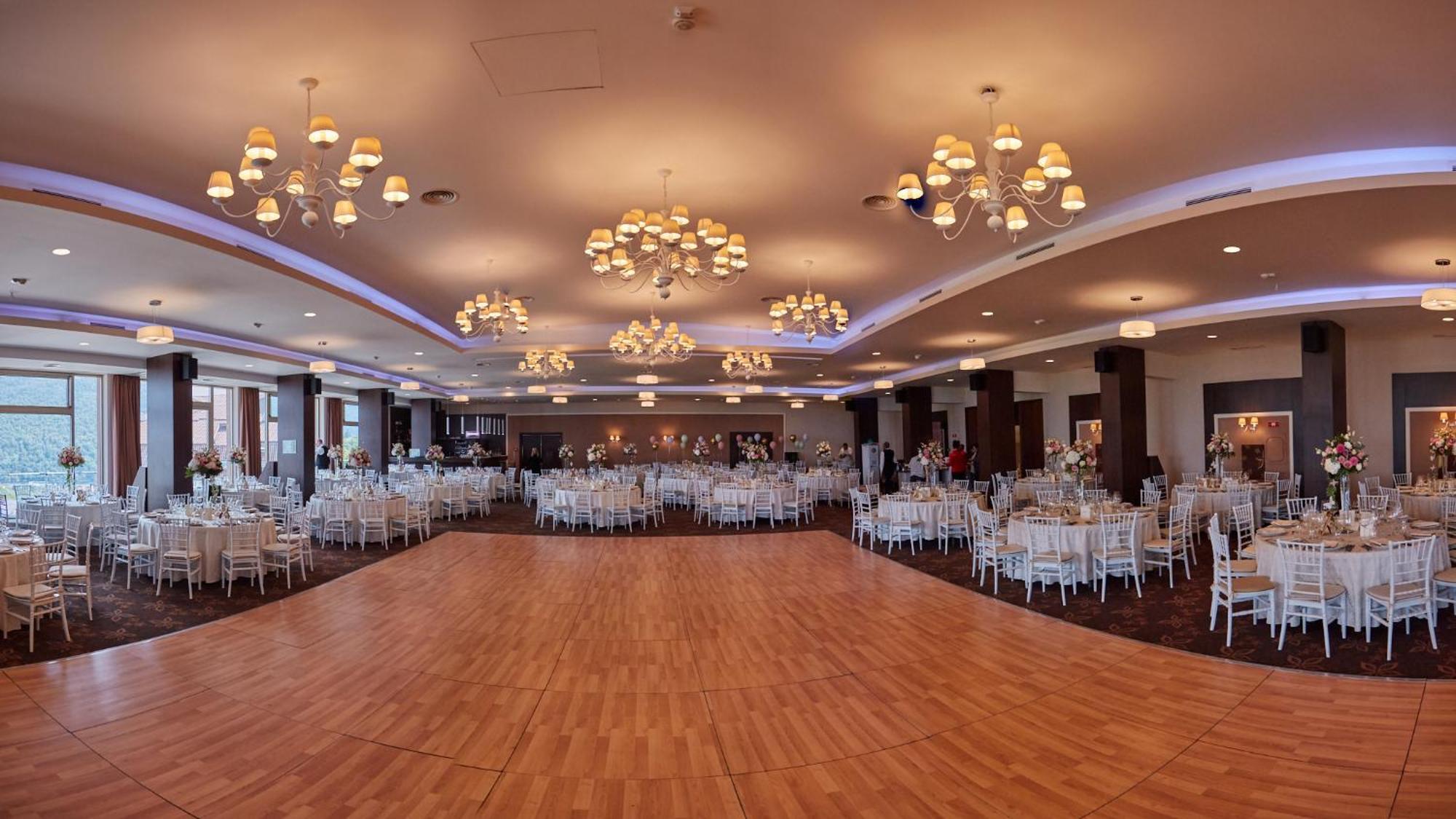 Grand Hotel Belvedere Brasov Bagian luar foto