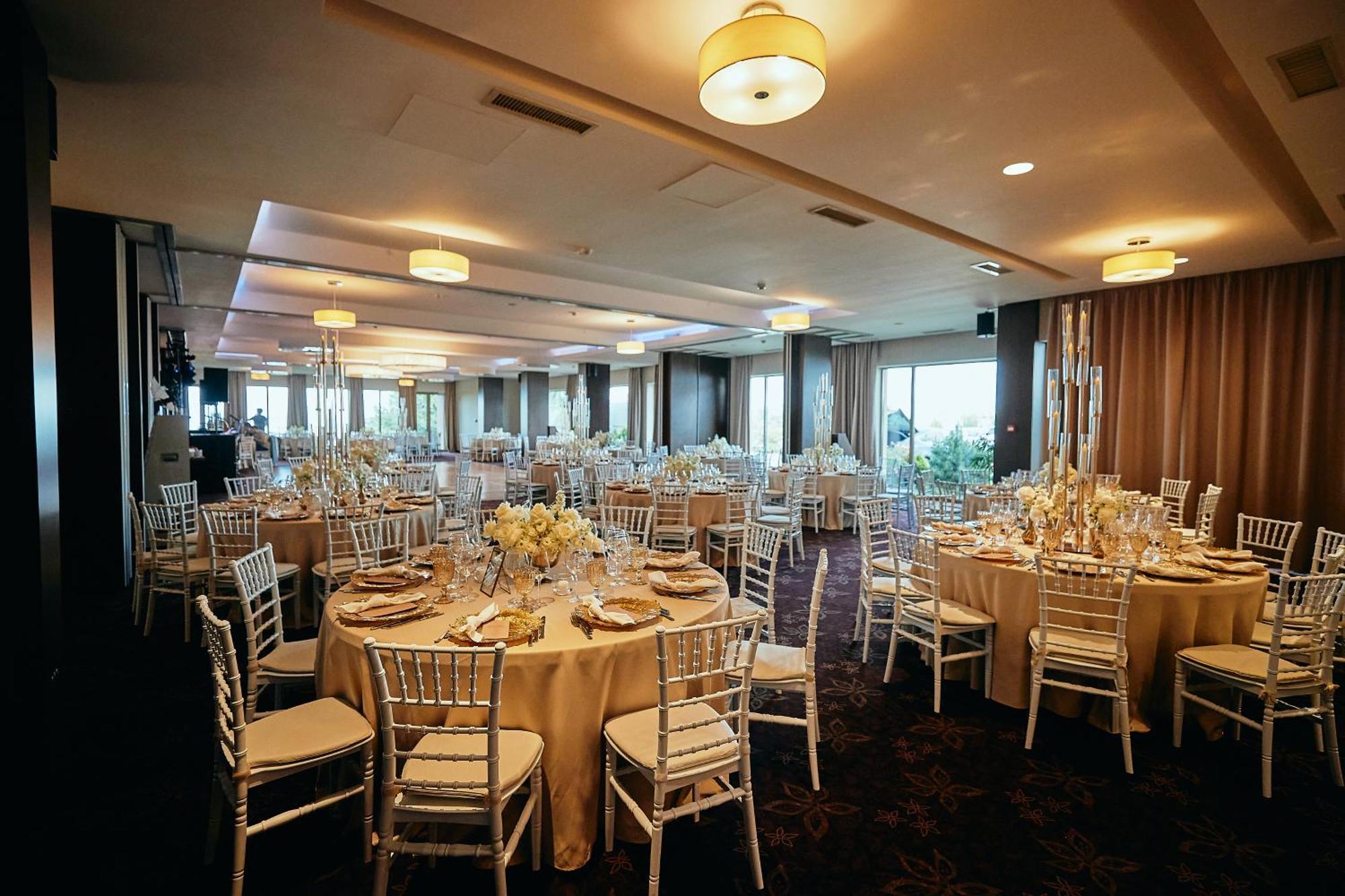 Grand Hotel Belvedere Brasov Bagian luar foto