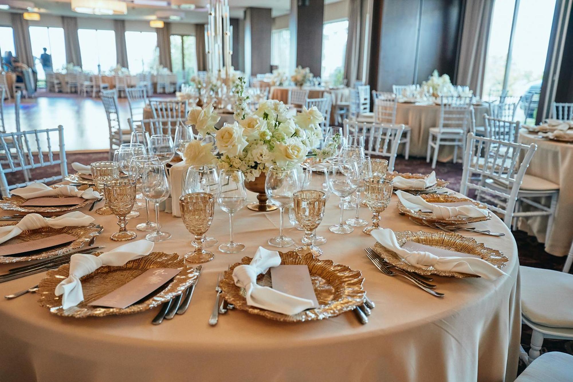 Grand Hotel Belvedere Brasov Bagian luar foto