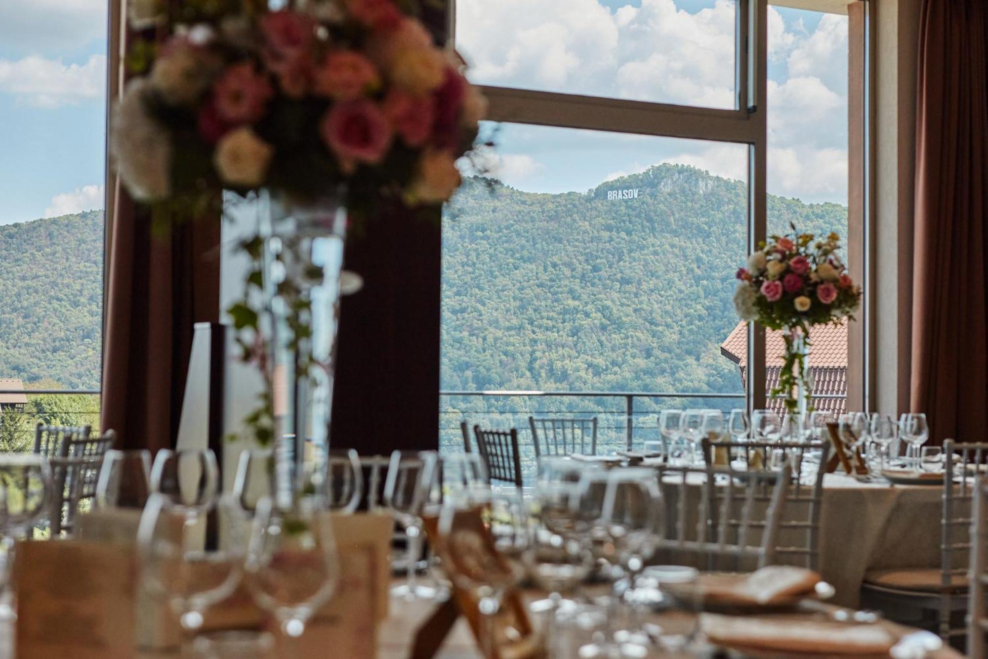 Grand Hotel Belvedere Brasov Bagian luar foto