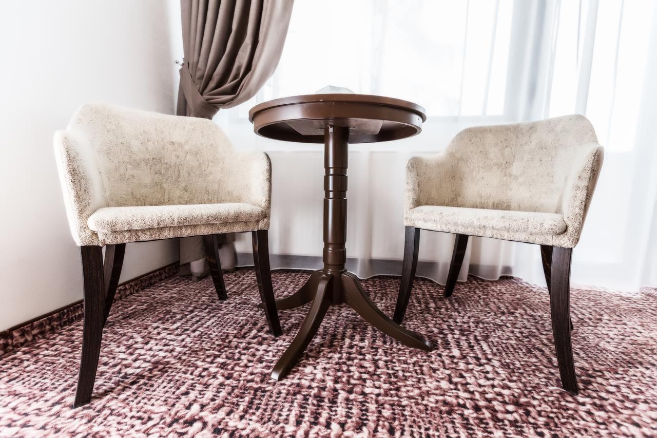 Grand Hotel Belvedere Brasov Bagian luar foto