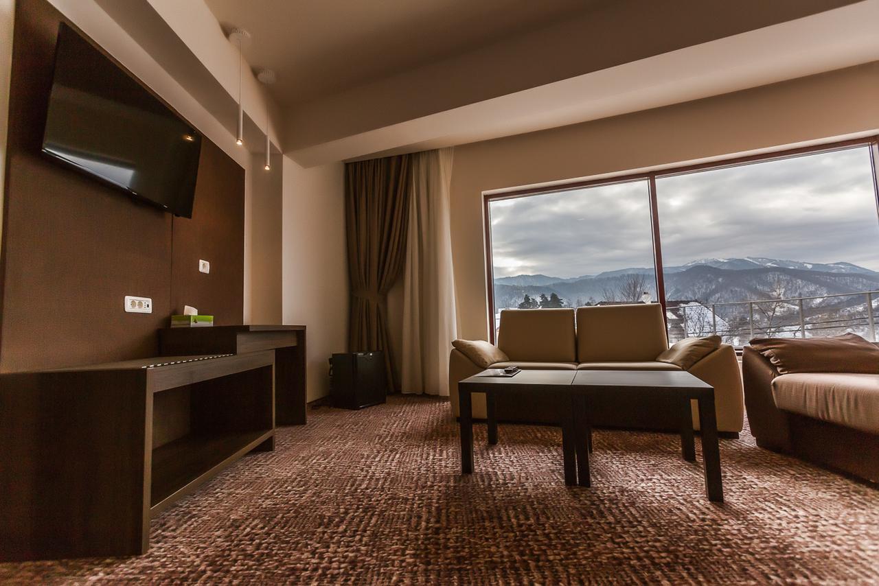 Grand Hotel Belvedere Brasov Bagian luar foto
